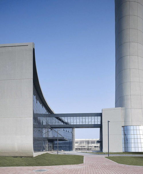 郑州新郑国际机场新塔台及附属建筑工程——王振军工作室设计探析